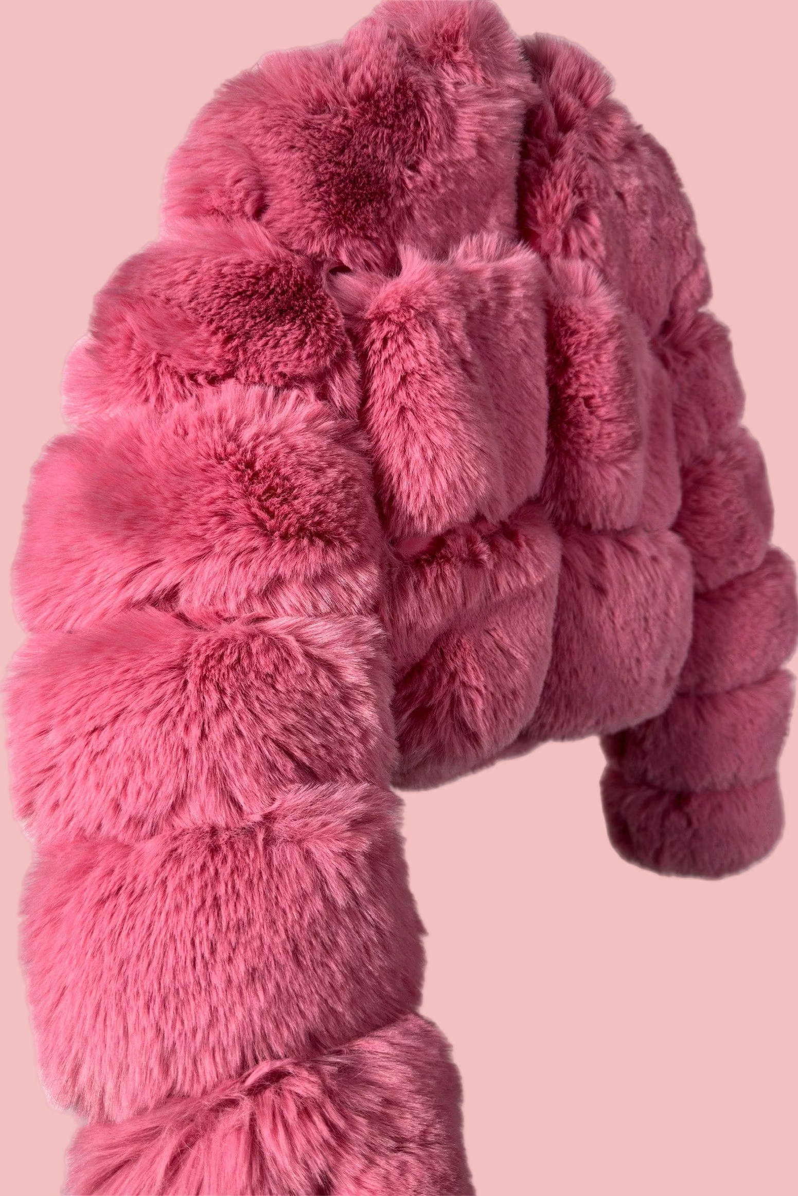 ABRIGO CROPPED ACOLCHADO DE PELO SINTÉTICO