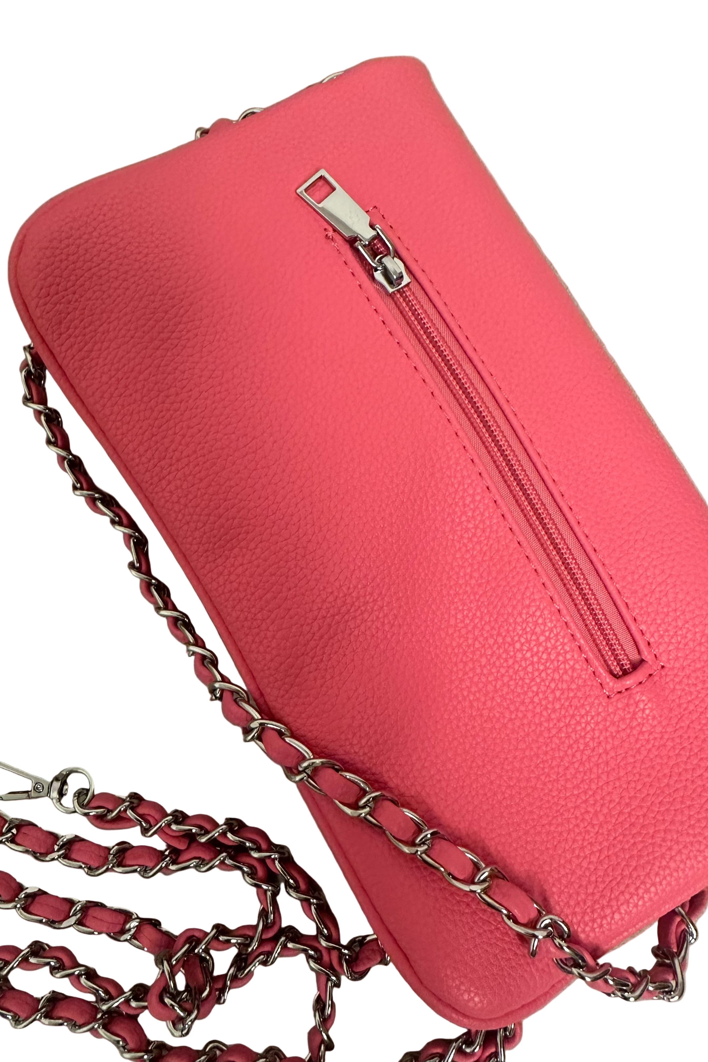 BANDOLERA CON TACHUELAS EN SOLAPA