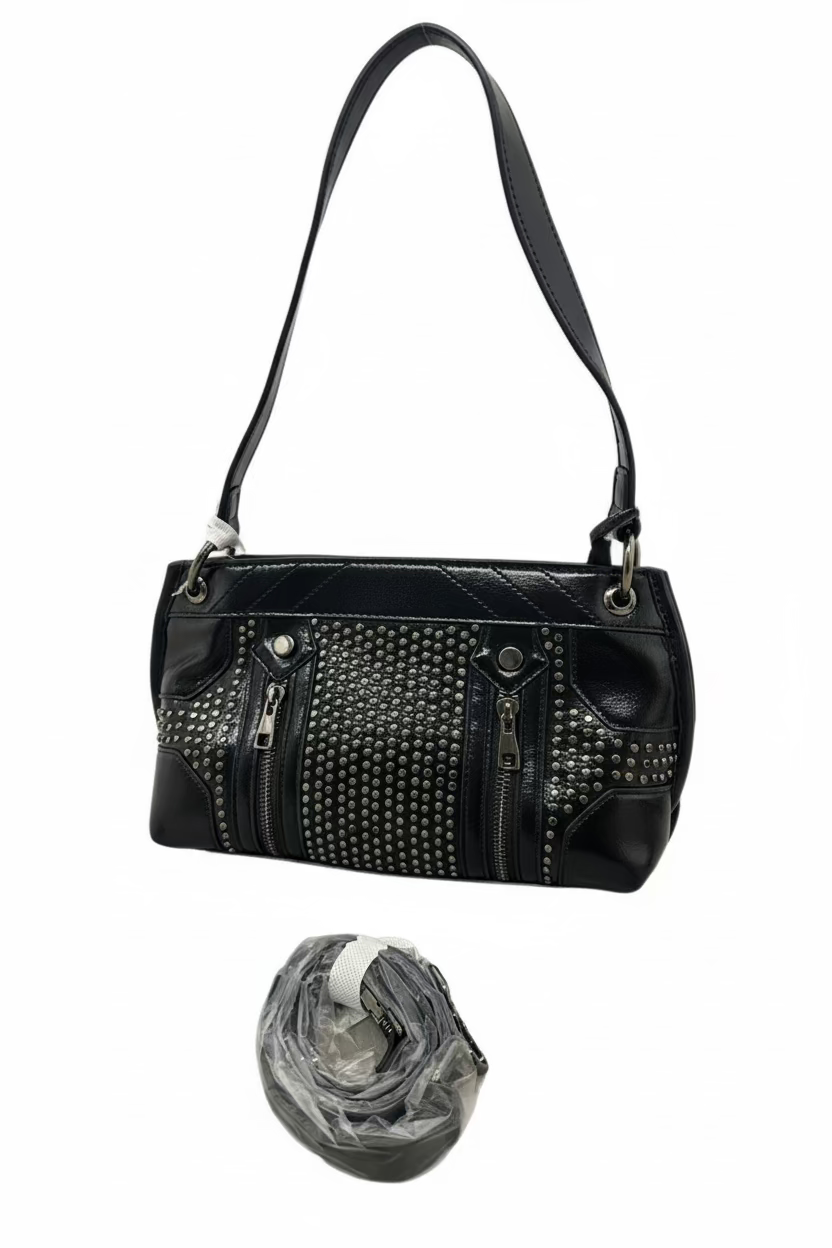 BOLSO DE HOMBRO TACHUELAS